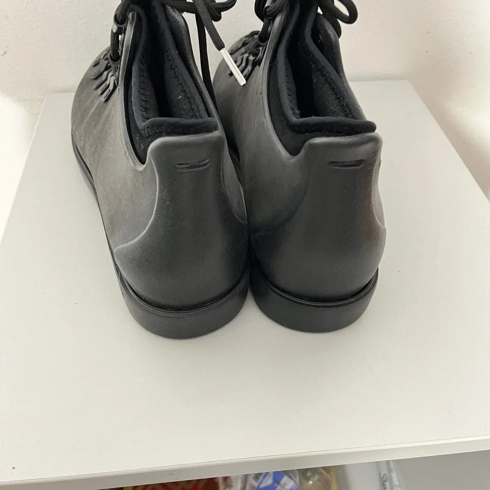 Native Fitzsimmons Walking Boots Mens 8 Womens 10 Black Waterproof Ankle Boots